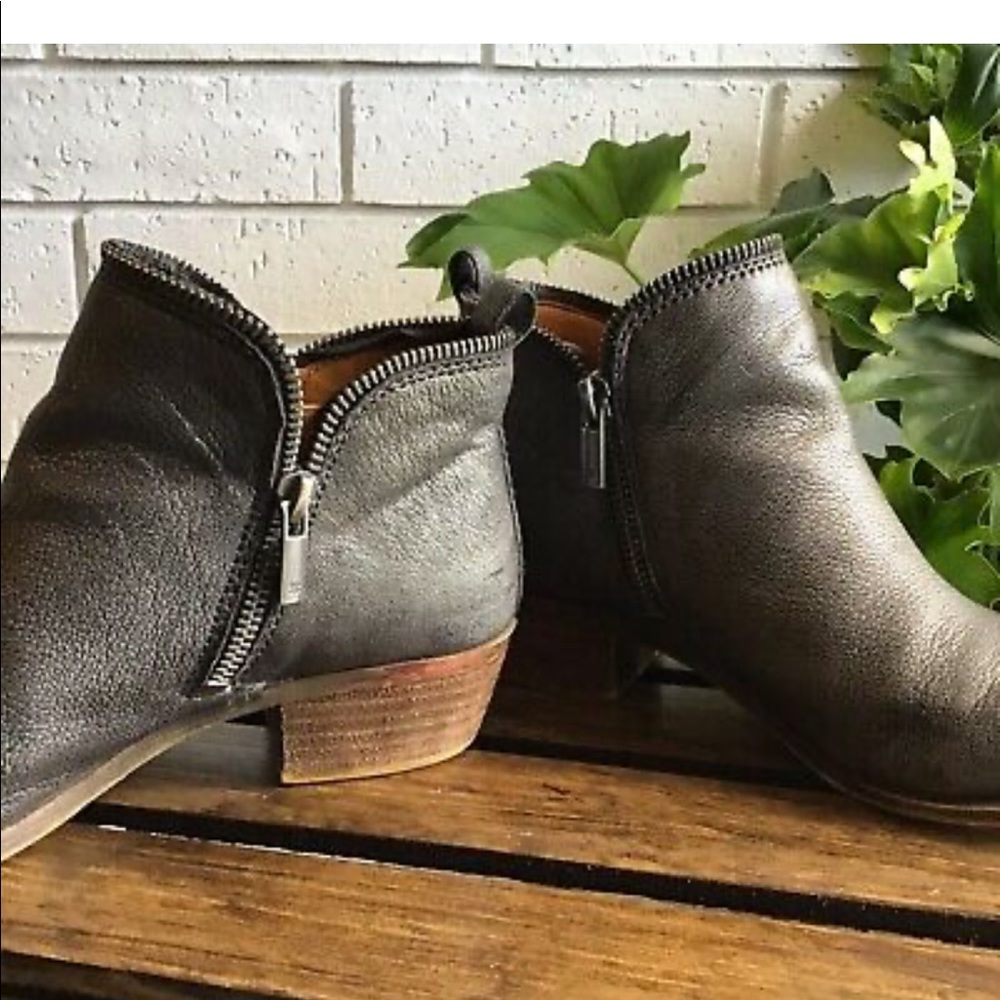 NWOT Lucky Brand Boots